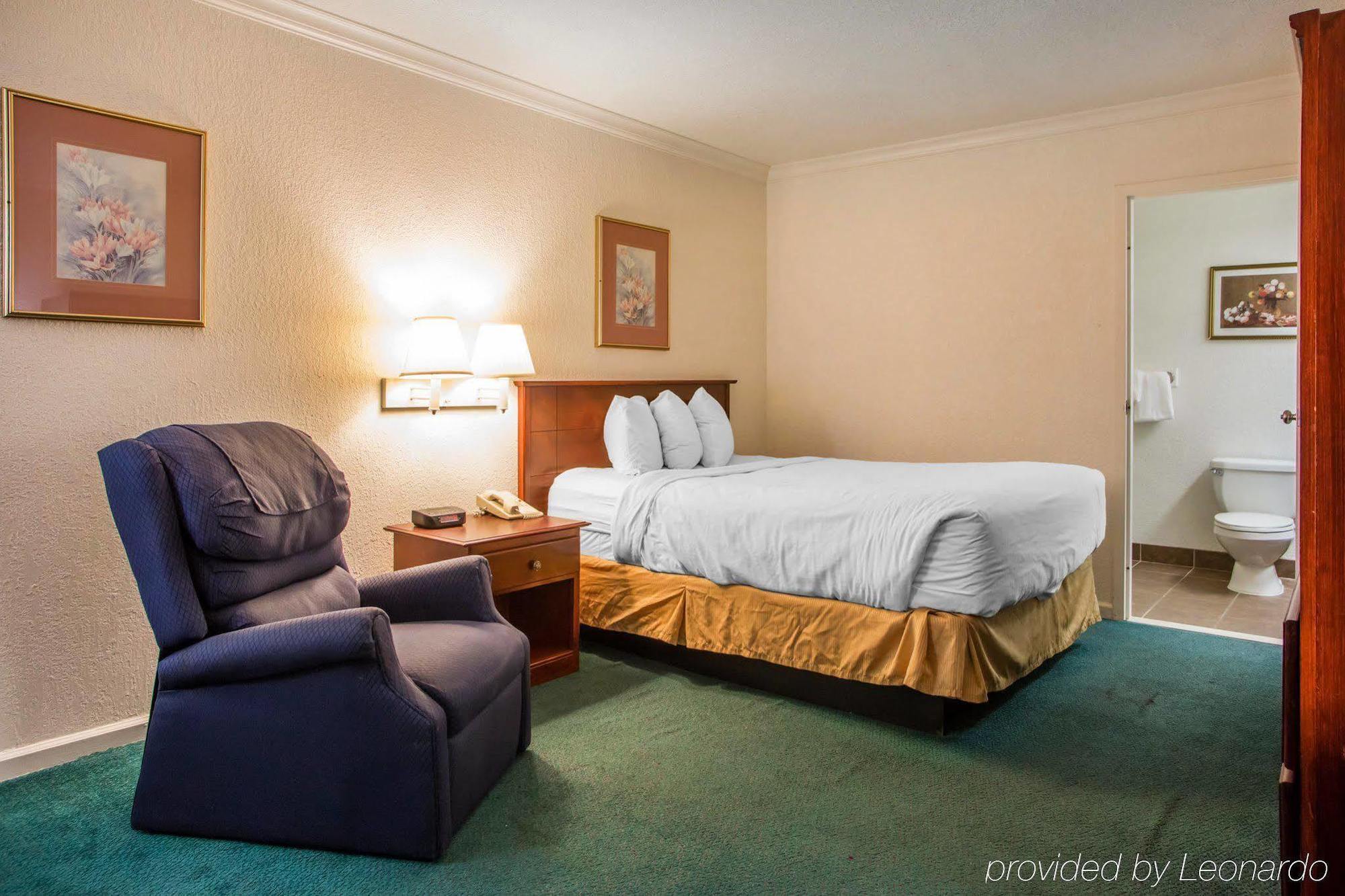 ايغ هاربور تاونشيب Hometowne Studios By Red Roof Egg Harbor-Atlantic City Airport المظهر الخارجي الصورة